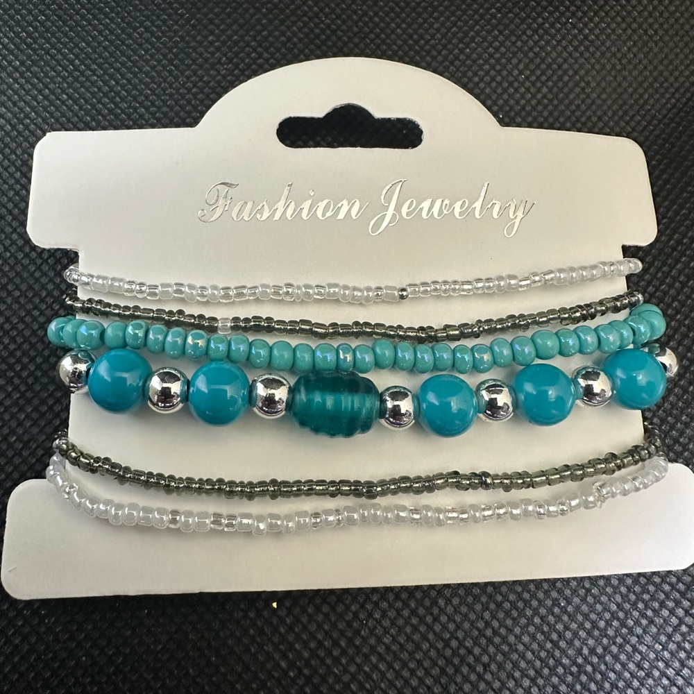 Fashion Jewelry Turquoise and Silver Beaded Bracelet Set